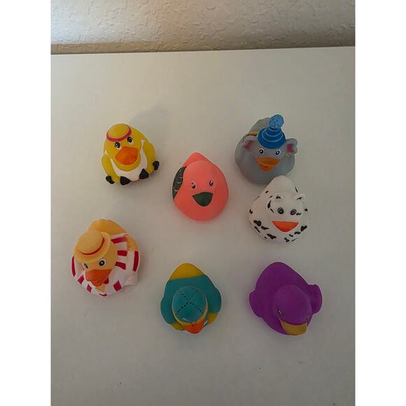 Rubber Duck Lot of 21 Mixed Size of Ducks  Nurse, Novelty!  Jeep! - Picture 4 of 7